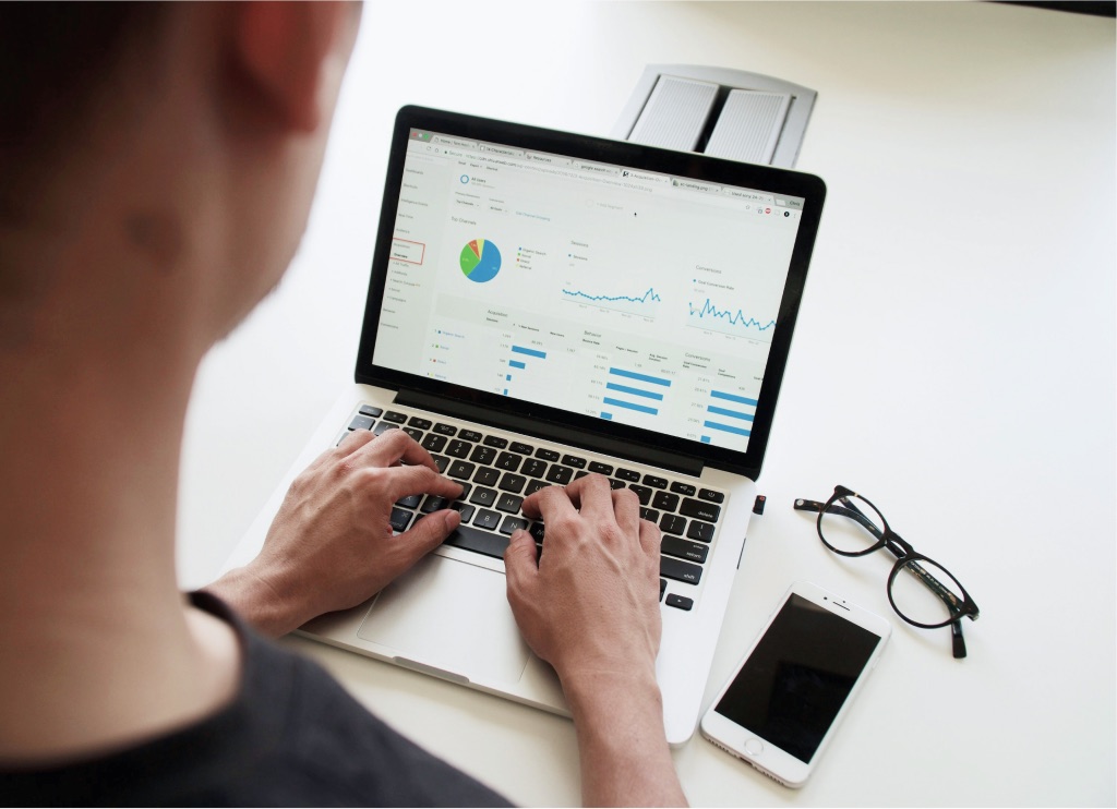 Accountant working with invoices